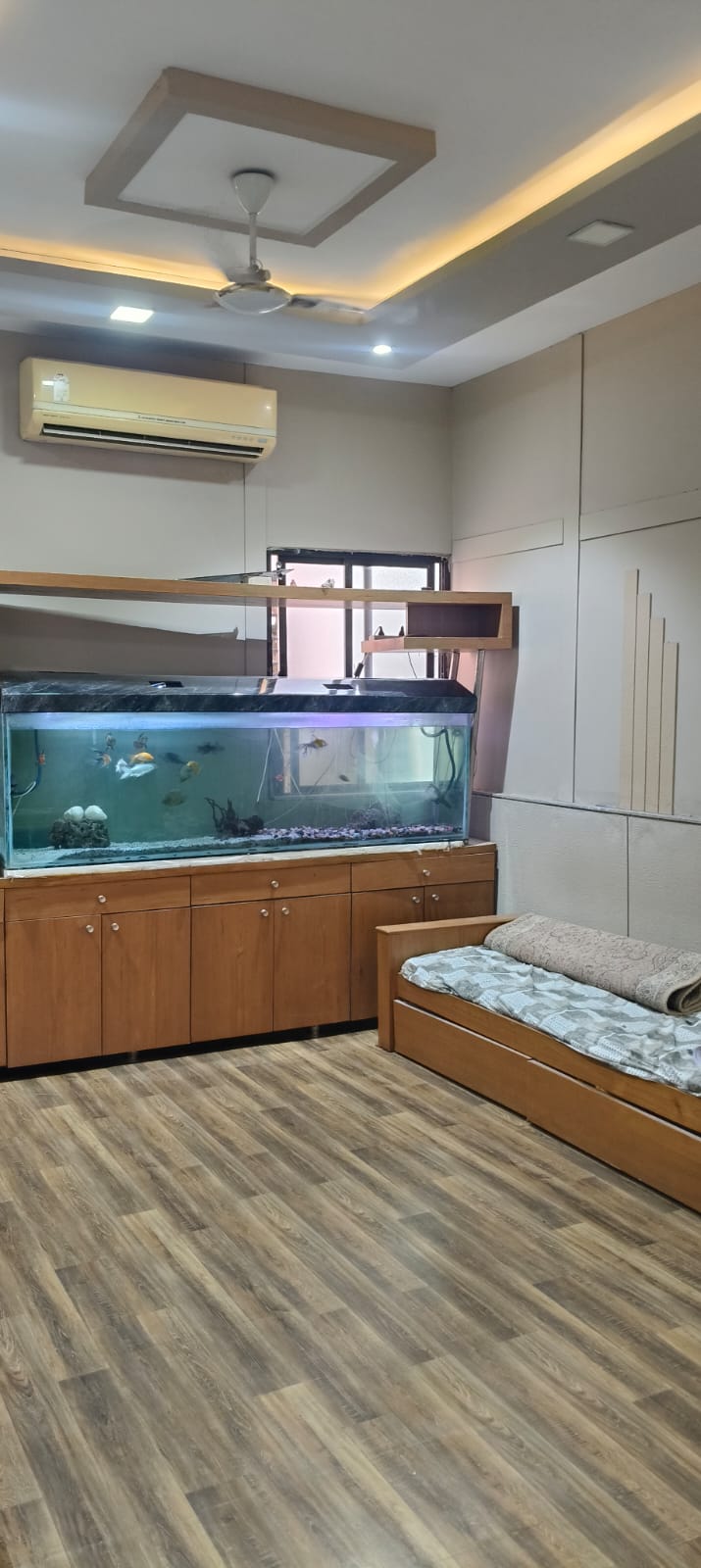3bhk-penthouse-mirzapur-ahmedabad-exterior